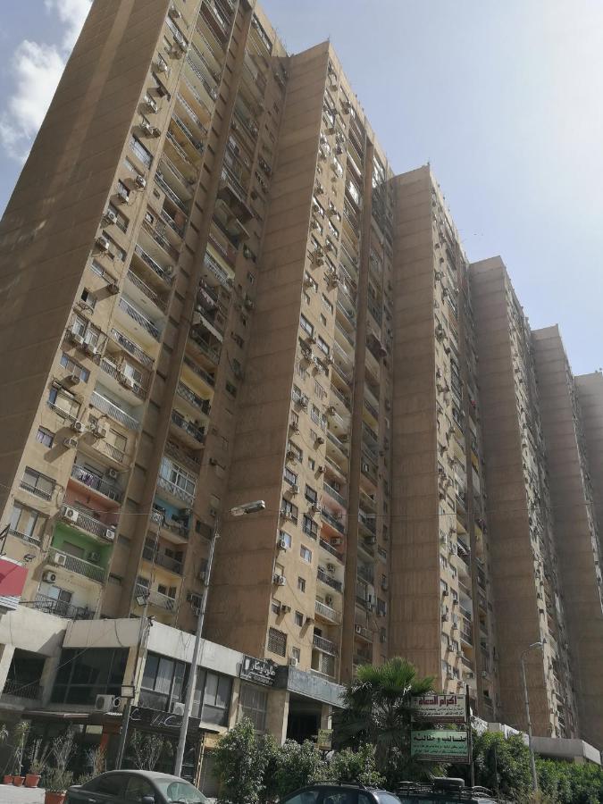Three Bedrooms Nile View Maadi * Cairo
