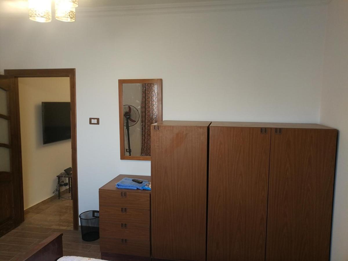 Three Bedrooms Nile View Maadi Apartment Cairo