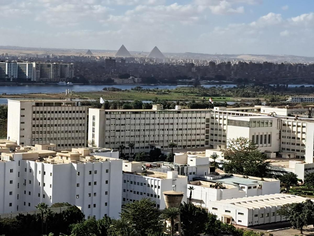 Three Bedrooms Nile View Maadi * Cairo