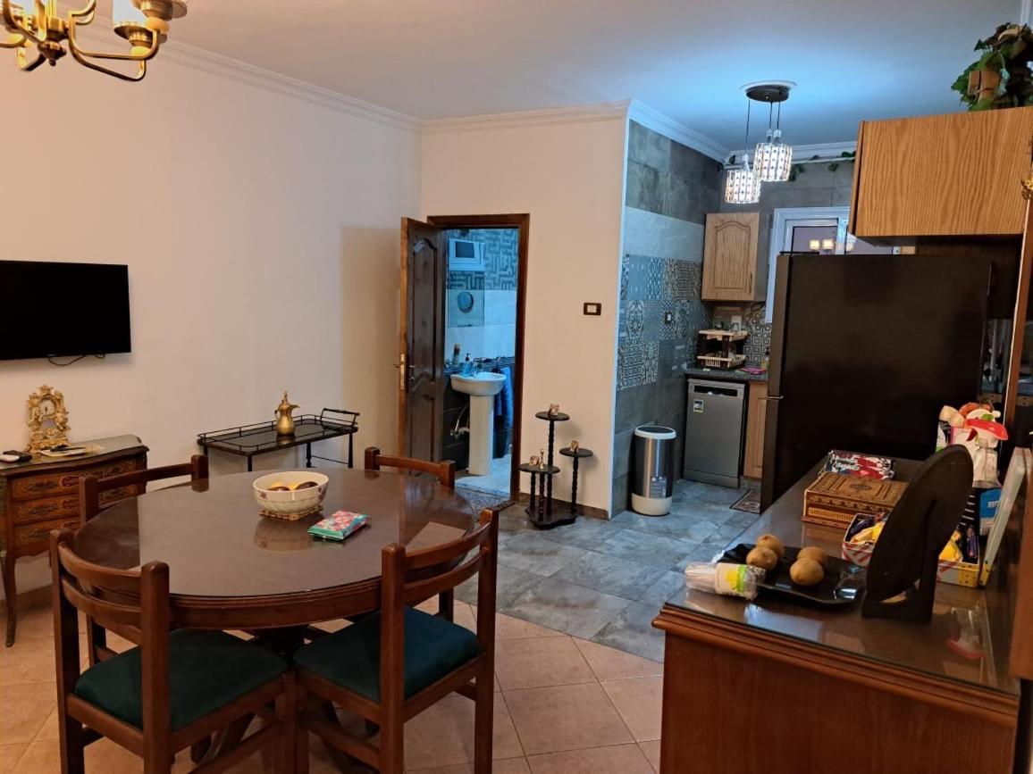 Three Bedrooms Nile View Maadi *